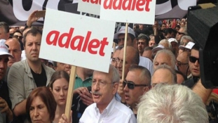 Hatalmas tüntetés Erdogan ellen Isztambulban – videó