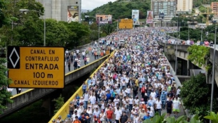 Általános sztrájk két halottal Venezuelában