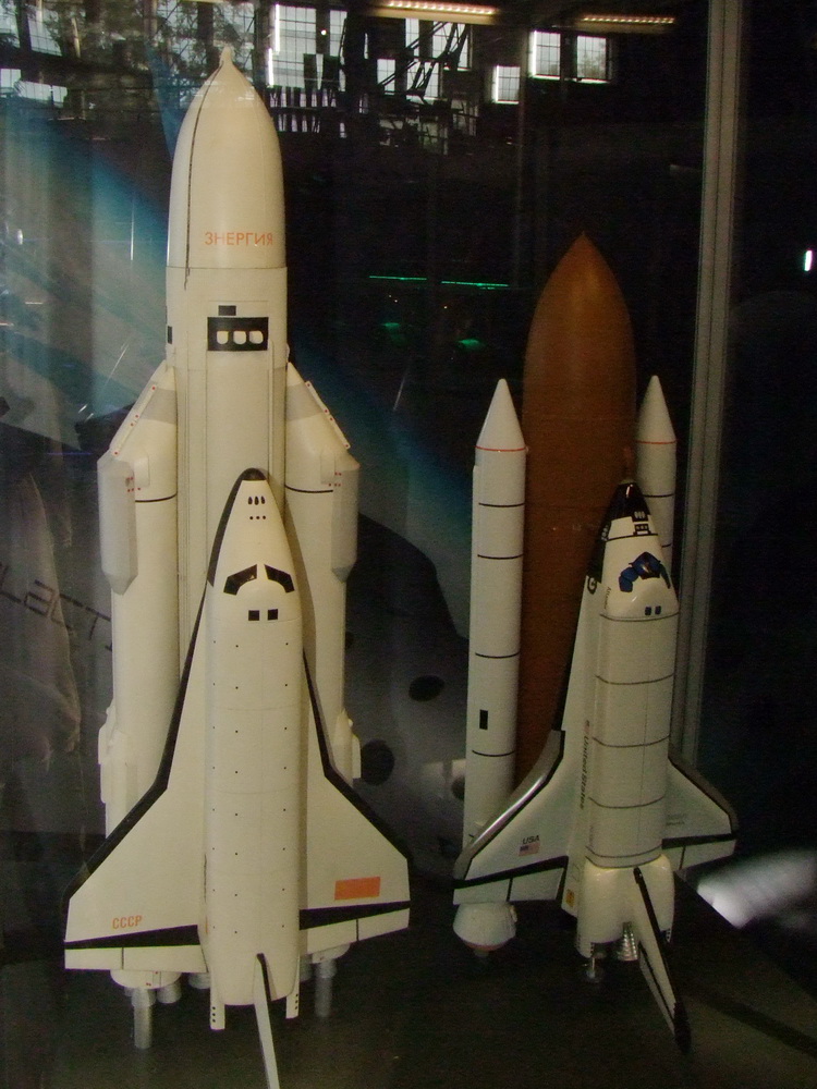 a-buran-es-a-space-shuttle