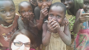 Afrika kincsei a gyerekek – négy magyar nő gyógyított Ugandában