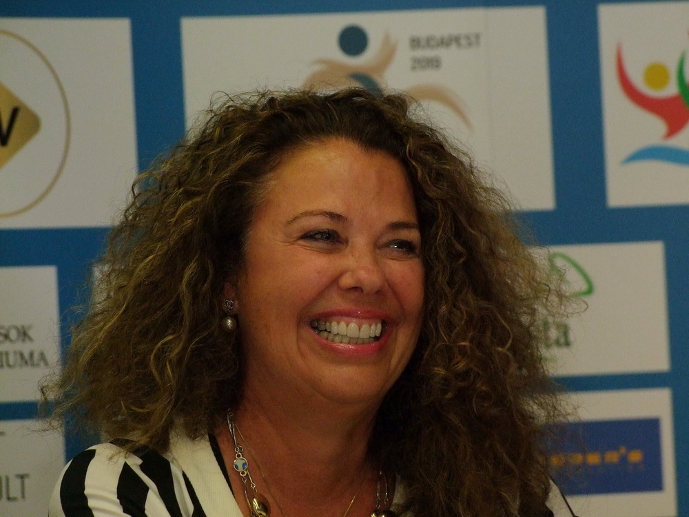 Lisa Schott, a FINA sportági technikai bizottságának elnöke