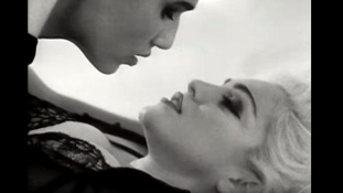 Madonna szexuálisan zaklatta – állítja a sztármodell