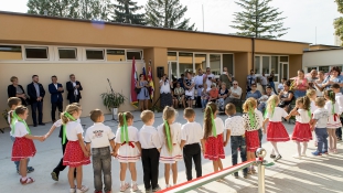 Minden magyar gyerek járhasson magyar iskolába
