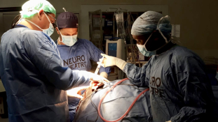 Daganatokat operáltak ki malawi gyerekekből magyar orvosok