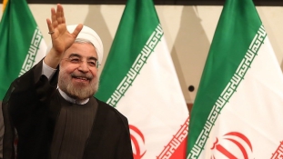 Iráni elnök: büszkén megsértjük az amerikai szankciókat!