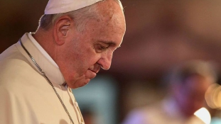 Pápai rendelet a pedofil papok ellen