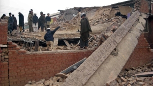 Tálib támadás egy iskola ellen- legkevesebb 20 halott Pakisztánban