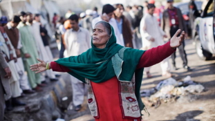 Háromnapos gyász van Pakisztánban