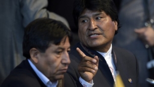 A CIA beszivárgóitól tisztítaná meg sorait a bolíviai kormánypárt