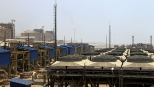 Irán gazdasága összeszedte magát, de az olajáron elcsúszhat