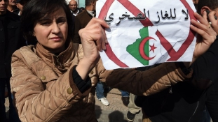 Terjed a palagáz elleni mozgalom Algériában