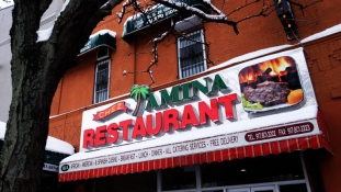 A bukott IMF-vezér szexuális étvágyának áldozata éttermet nyitott