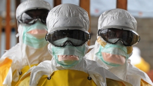 Magyar önkéntesek veszik fel a harcot az Ebola ellen Nyugat-Afrikában
