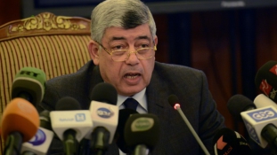 Leváltották a majd' mindenható belügyminisztert Egyiptomban