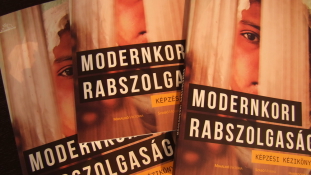 Időtlen rabszolgaság – könyvbemutató az Európa pontban