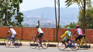 Remény két keréken-Ruandában