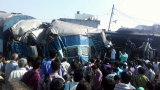 Vonatbaleset Indiában – 22 halott