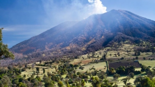 Kitört a Turriabla vulkán: ezrek rekedtek Costa Ricában