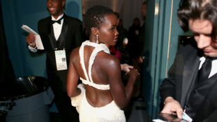Megtalálták a kenyai szépség, Lupita Nyongo méregdrága ruháját