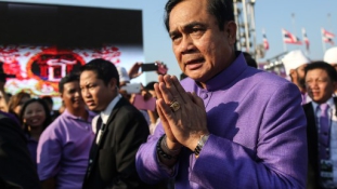 Cseberből vederbe? Valami rosszabb váltja fel a statáriumot Thaiföldön