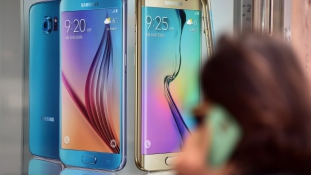 A Samsung nem hagyja magát, felállt a pofonok után