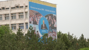 Exit-poll: meglepetések nélkül, 97,5%-os Nazarbajev győzelme