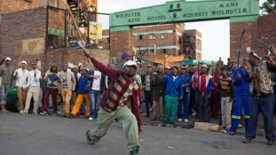 Tetőfokára hágott az idegengyűlölet Dél-Afrikában, mozgósítják a hadsereget