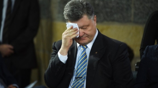 Ukrajna káoszba süllyed, Porosenko nem teljesít