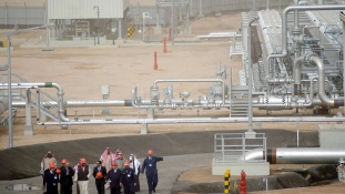 Szaúdi-kuvaiti olajos huzavona