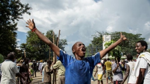 Megosztott a burundi hadsereg a puccs után
