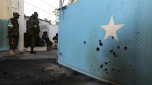 Súlyos harcok Szomáliában, sok halottal