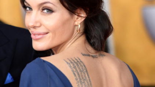 Miért akadtak ki a thaiok Angelina Joliera?