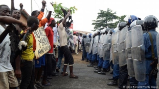 Rendőrök lőttek le egy katonát Burundiban
