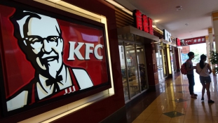 A KFC visszavág – Nem hatlábú csirkét árulunk!