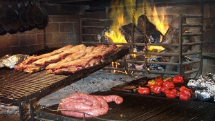 Diszkvalifikálták az argentin szakácsokat a grill-világbajnokságról