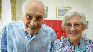 Soha nem késő házasodni – 103 éves a vőlegény