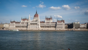 Guradian lists Budapest among top summer destinations