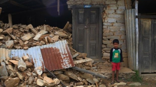 Gyermekkereskedelem a földrengés után