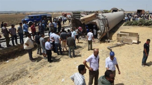 Súlyos vonatbaleset Tunéziában
