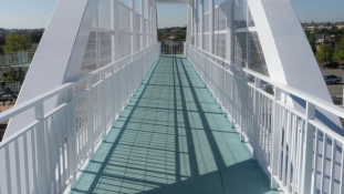 Pedestrian bridge over Danube to connect NW Hungary, SW Slovakia