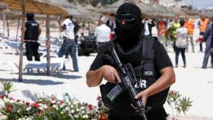 Drákói terrorellenes törvényt fogadtak el Tunéziában