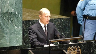 Tíz év után újra New Yorkba megy Putyin