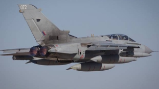 Nagy-Britannia meghosszabbítja a Tornado-gépek küldetését