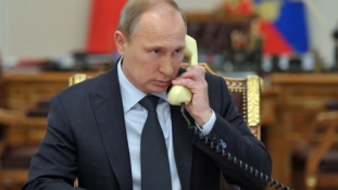 Az Iszlám Állam miatt telefonált Putyin