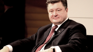 Újabb félezer oroszt tett büntetőlistára az ukrán elnök
