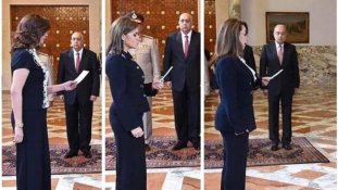Ruhája miatt bírálják Egyiptomban az új kormány egyik női miniszterét