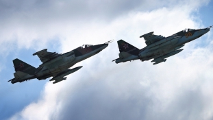 Kit bombáztak az oroszok Szíriában? (videóval)