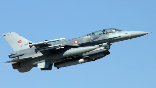 Orosz vadászgép jelent meg Törökország felett