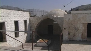 Nem csak az Iszlám Állam pusztít – palesztin  terroristák romboltak le egy több ezer éves szent helyet