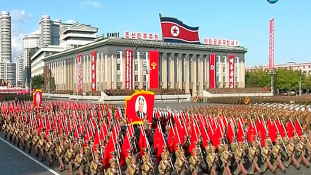 Így néz ki Észak-Korea történetének legnagyobb ünnepsége